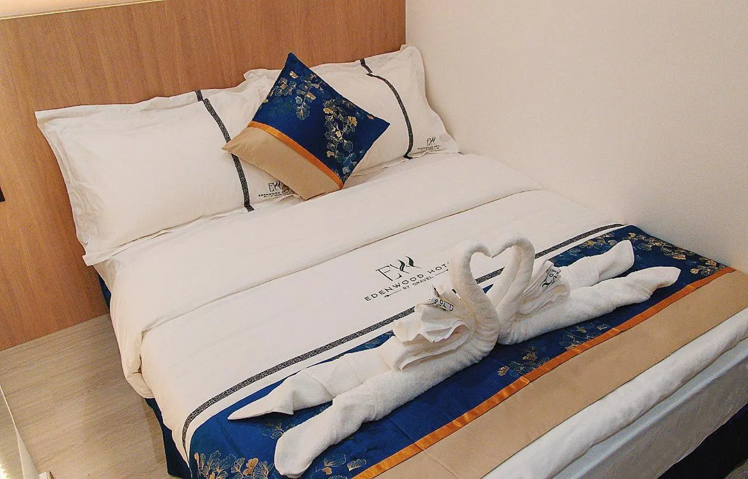 Edenwood Hotel By Qravel George Town